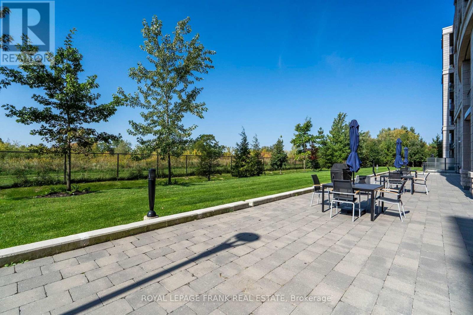 712 - 25 Baker Hill Boulevard, Whitchurch-Stouffville, Ontario  L4A 4R5 - Photo 6 - N12450268