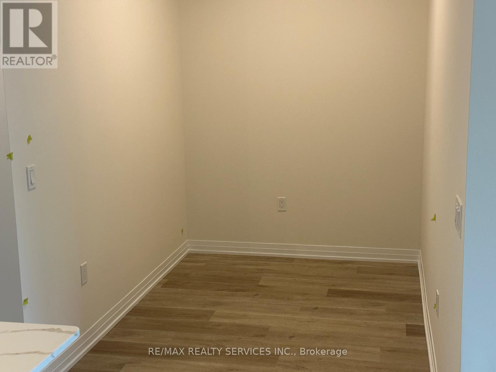 1302 - 15 Watergarden Drive, Mississauga, Ontario  L5R 0G8 - Photo 9 - W12450114