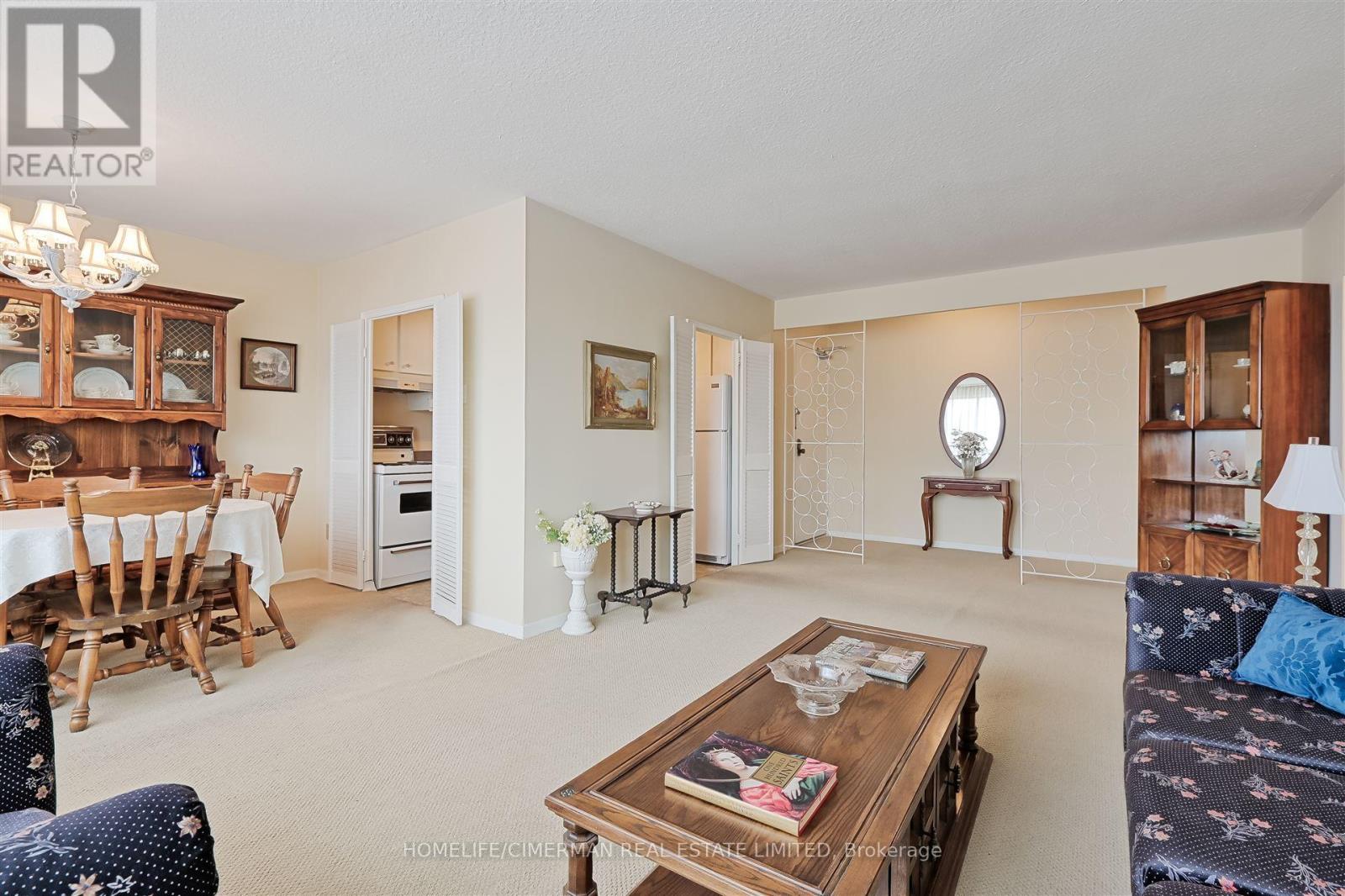 309 - 346 The West Mall, Toronto (Etobicoke West Mall), Ontario  M9C 1E5 - Photo 12 - W12450124
