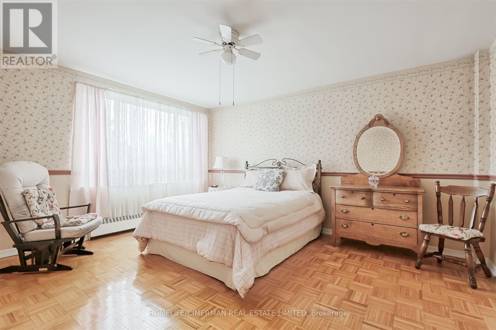 309 - 346 The West Mall, Toronto (Etobicoke West Mall), Ontario  M9C 1E5 - Photo 22 - W12450124