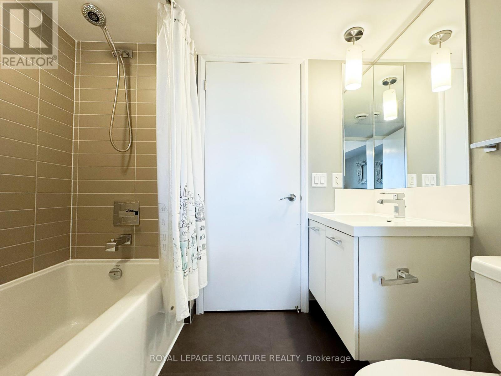 1807 - 1 Valhalla Inn Road, Toronto, Ontario  M9B 1S9 - Photo 12 - W12450130
