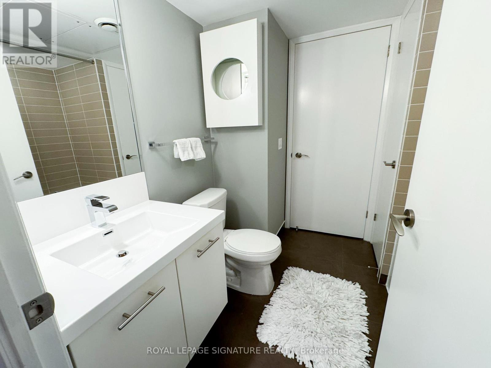 1807 - 1 Valhalla Inn Road, Toronto, Ontario  M9B 1S9 - Photo 16 - W12450130