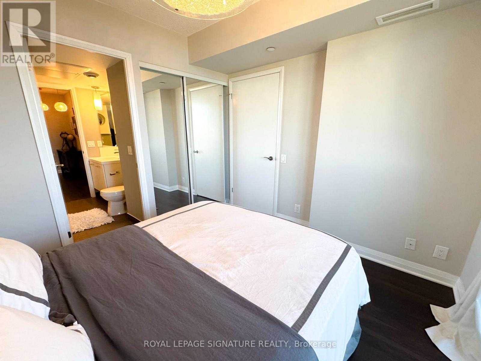 1807 - 1 Valhalla Inn Road, Toronto, Ontario  M9B 1S9 - Photo 22 - W12450130