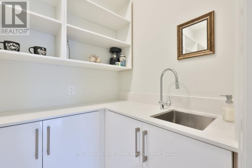 1456 Applewood Road, Mississauga (Lakeview), Ontario  L5E 2M1 - Photo 14 - W12450131