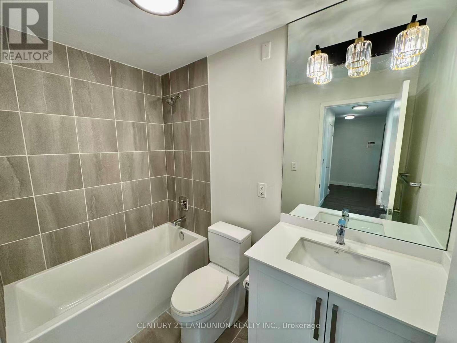 115 - 210 Sabina Drive, Oakville, Ontario  L6H 0W6 - Photo 14 - W12450137