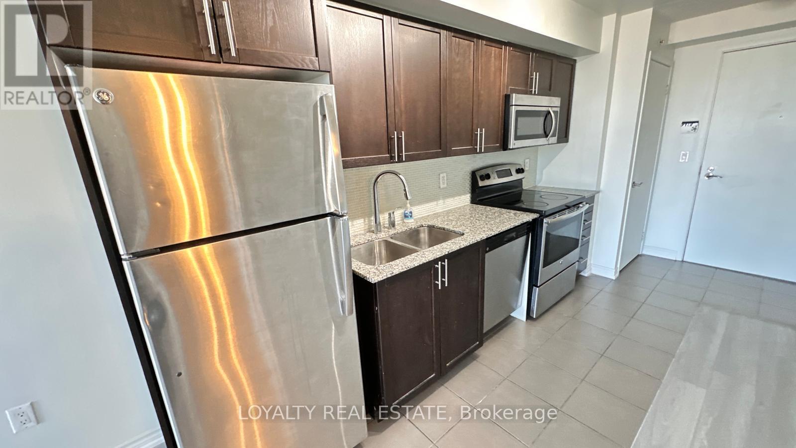 1903 - 830 Lawrence Avenue W, Toronto, Ontario  M6A 1C3 - Photo 11 - W12450170