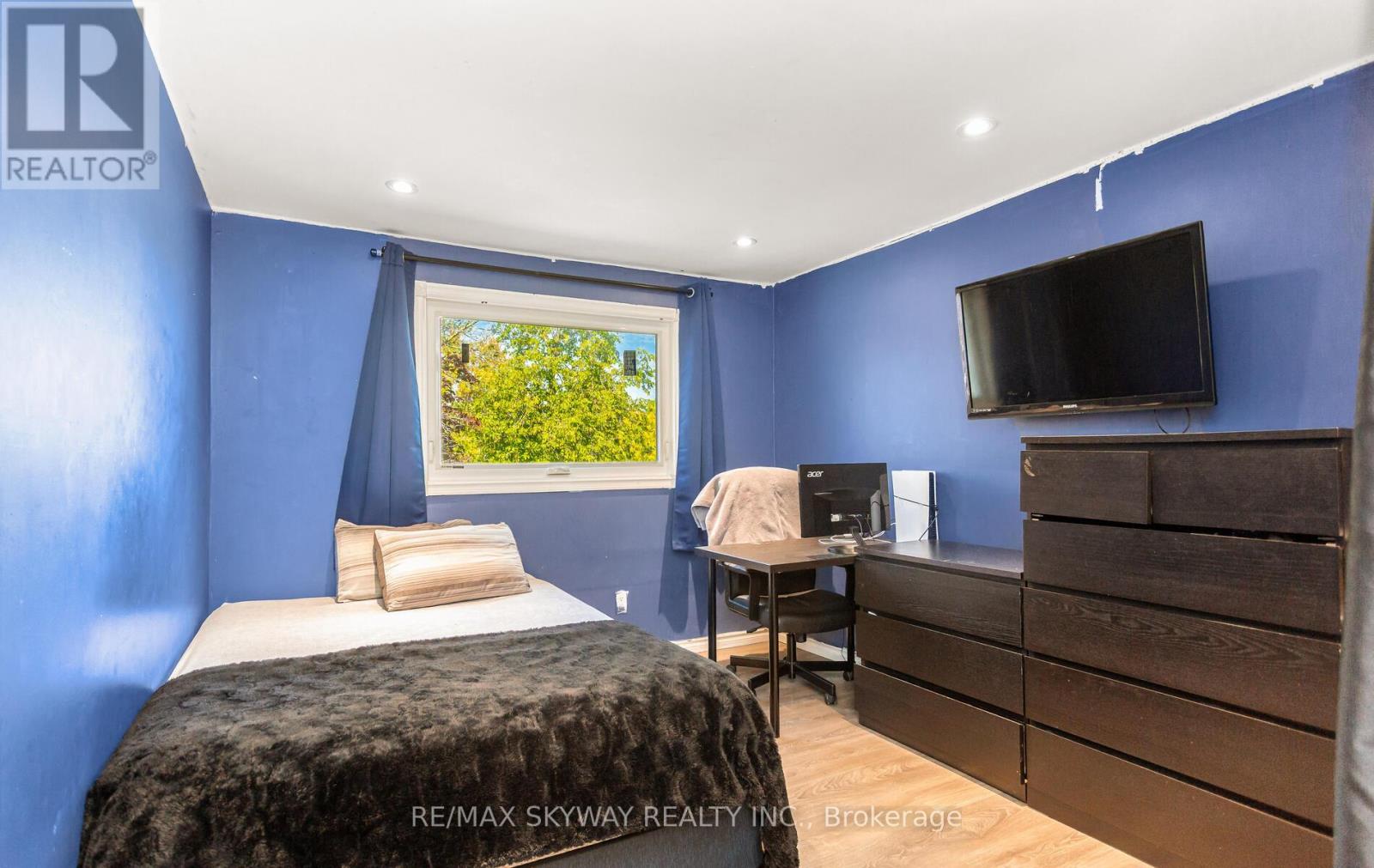 57 Jefferson Road, Brampton, Ontario  L6S 1W7 - Photo 31 - W12450175