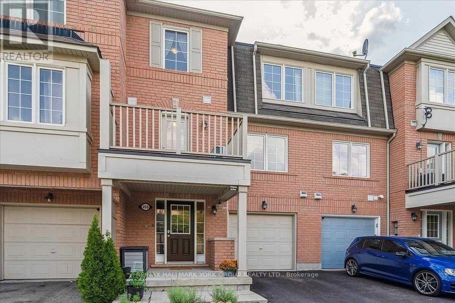 253 Prosser Circle, Milton, Ontario  L9T 0P8 - Photo 2 - W12450193