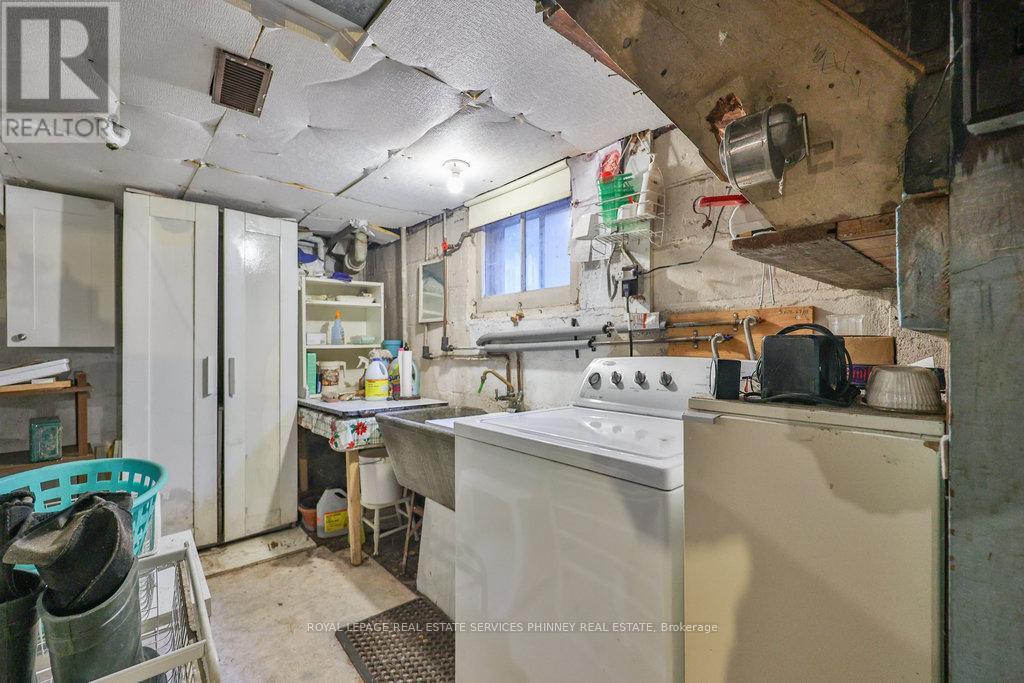 945 Beechwood Avenue, Mississauga (Lakeview), Ontario  L5G 4E3 - Photo 26 - W12450209