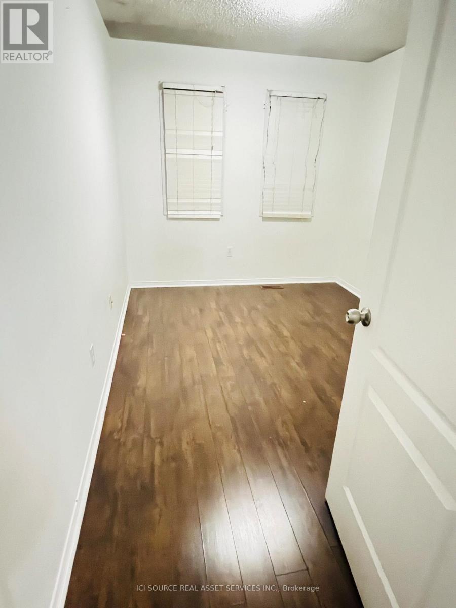 Upper - 40 Treasure Drive, Brampton, Ontario  L7A 3L1 - Photo 24 - W12450213