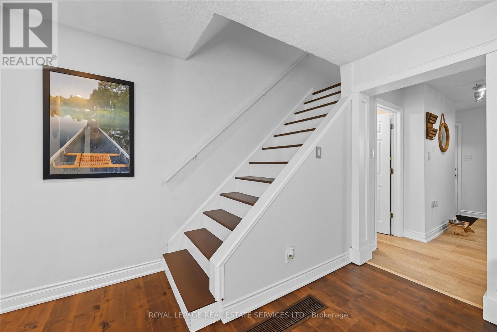 3 - 2377 Industrial Street, Burlington (Mountainside), Ontario  L7P 1A4 - Photo 18 - W12450220