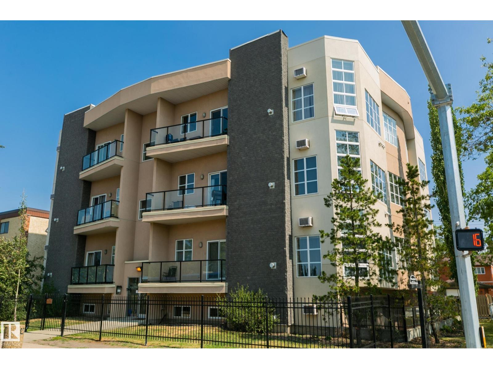 #104 10905 109 St Nw, Edmonton, Alberta  T5H 3C2 - Photo 1 - E4461182
