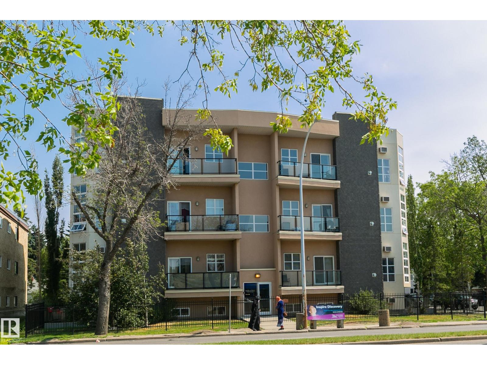 #104 10905 109 St Nw, Edmonton, Alberta  T5H 3C2 - Photo 3 - E4461182
