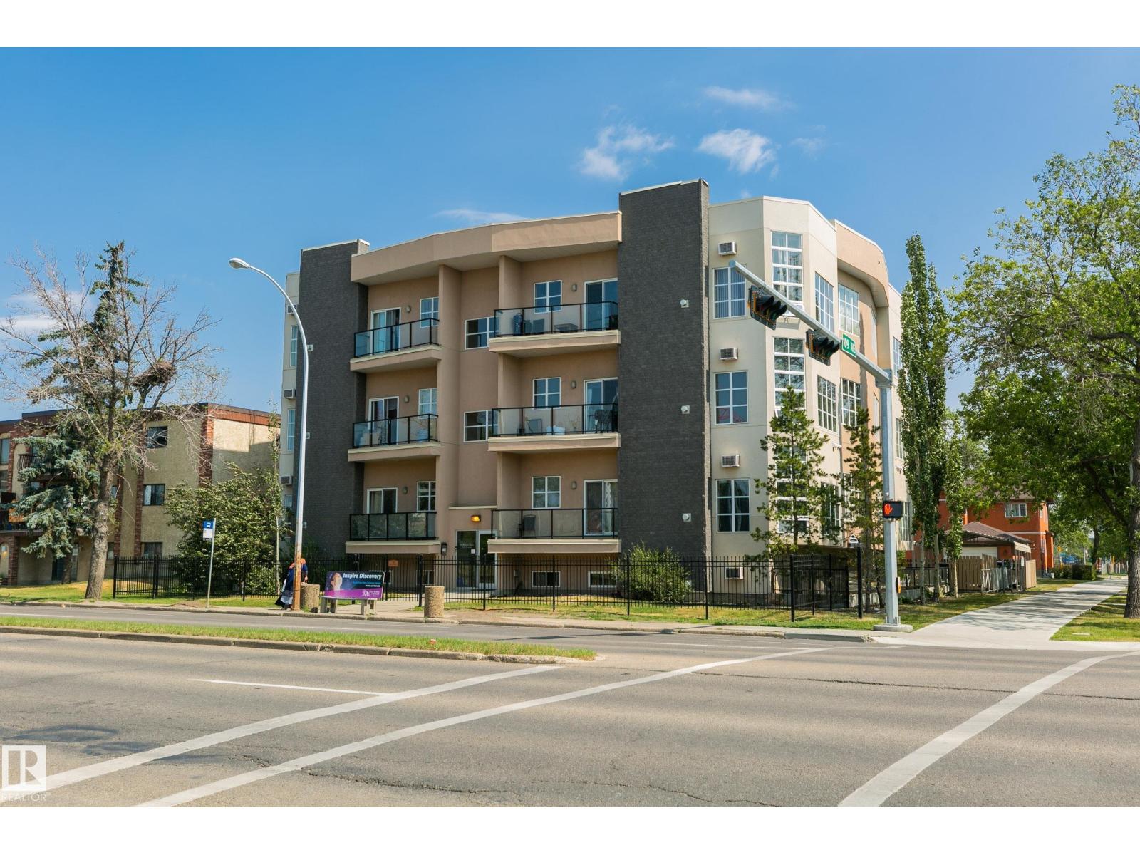 #104 10905 109 St Nw, Edmonton, Alberta  T5H 3C2 - Photo 2 - E4461182