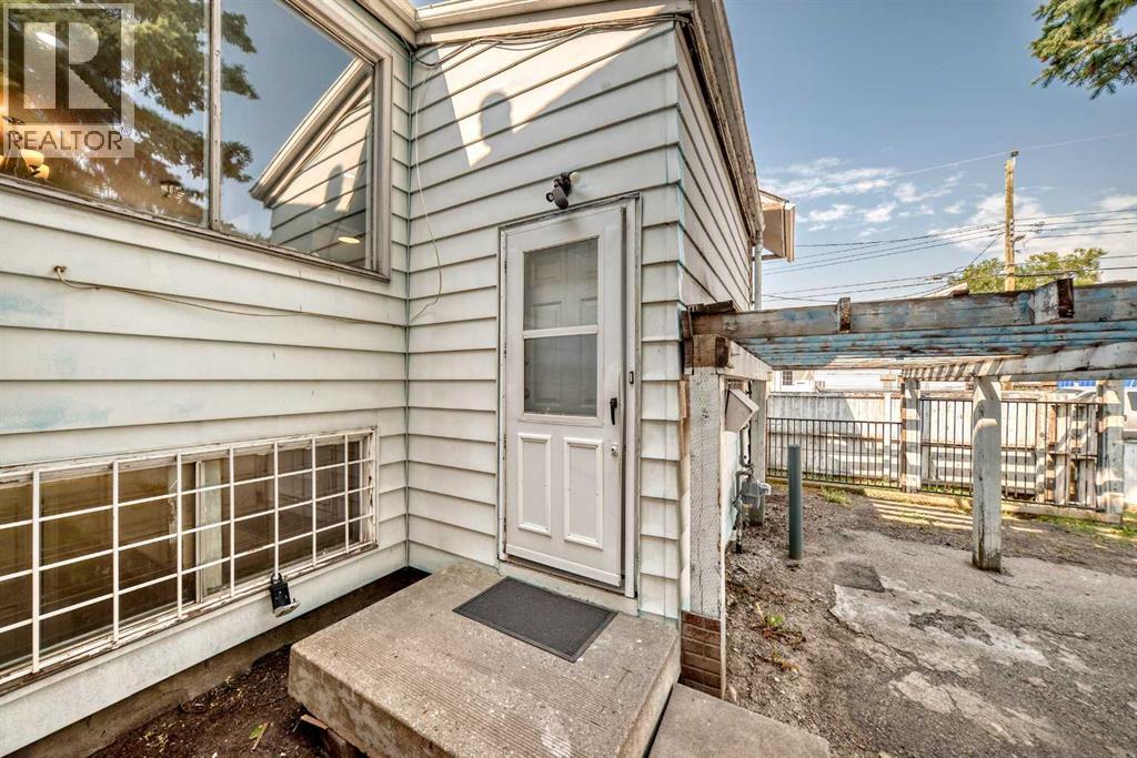 1201 53b Street Se, Calgary, Alberta  T2A 1W1 - Photo 3 - A2257682
