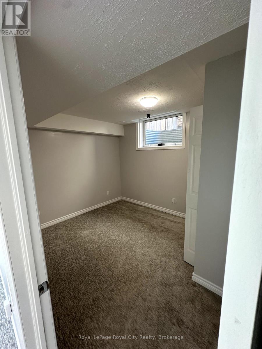 6 Maude Lane, Guelph, Ontario  N1E 0E8 - Photo 16 - X12450285