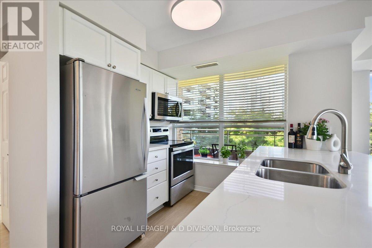 405 - 245 Davisville Avenue, Toronto (Mount Pleasant East), Ontario  M4S 3H4 - Photo 16 - C12450084