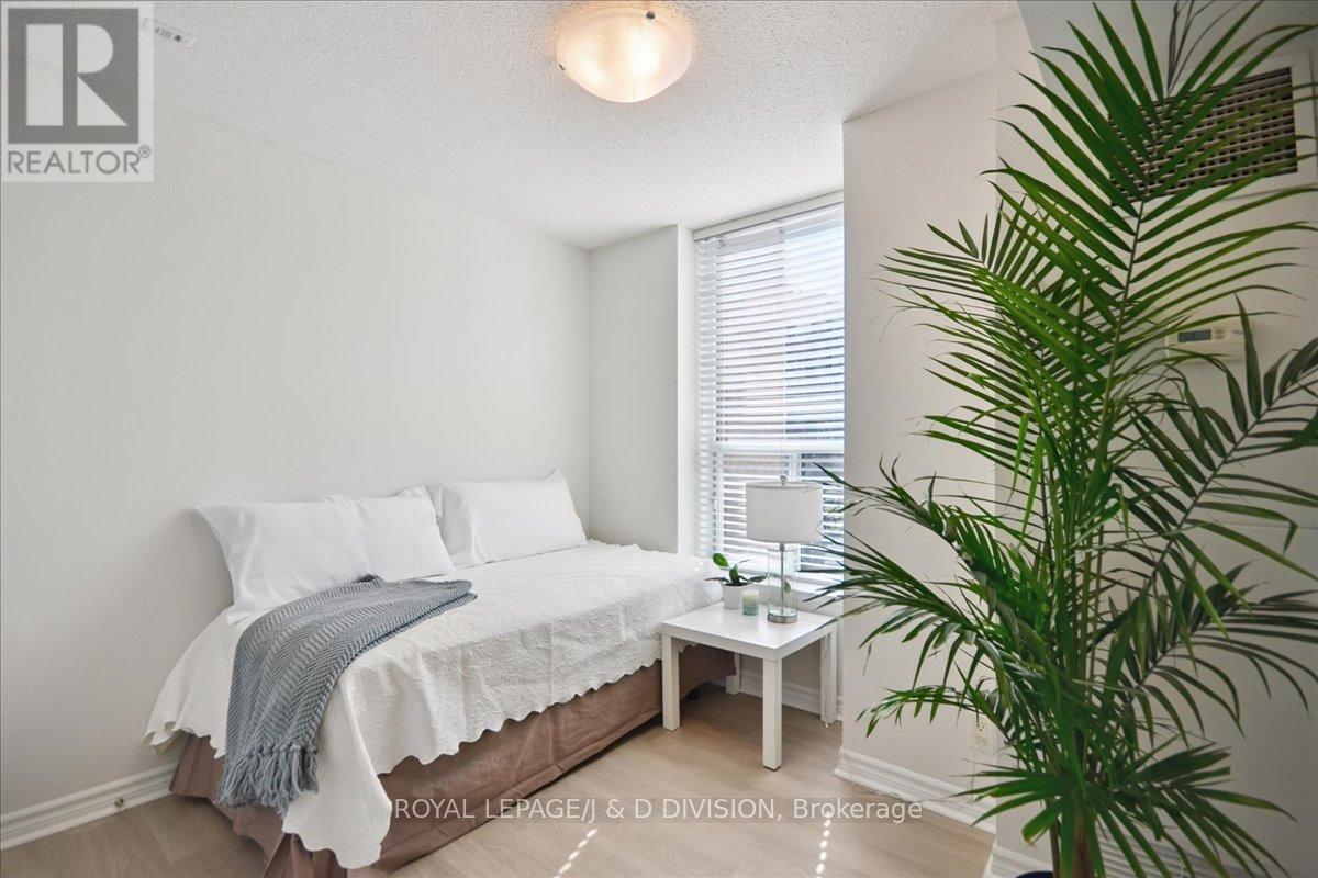 405 - 245 Davisville Avenue, Toronto (Mount Pleasant East), Ontario  M4S 3H4 - Photo 32 - C12450084