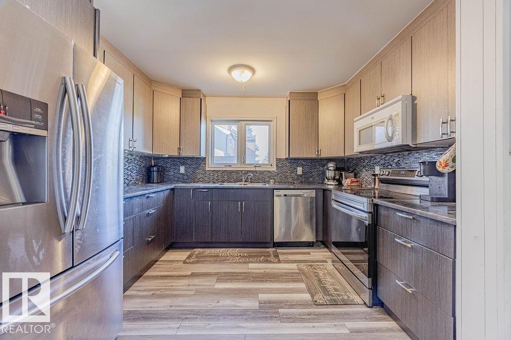 8005 27 Av Nw, Edmonton, Alberta  T6K 3C9 - Photo 10 - E4461183