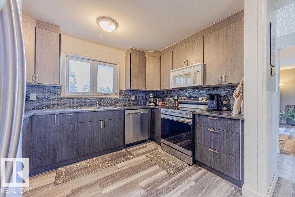 8005 27 Av Nw, Edmonton, Alberta  T6K 3C9 - Photo 11 - E4461183