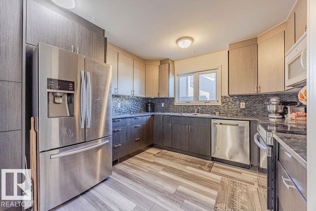 8005 27 Av Nw, Edmonton, Alberta  T6K 3C9 - Photo 9 - E4461183