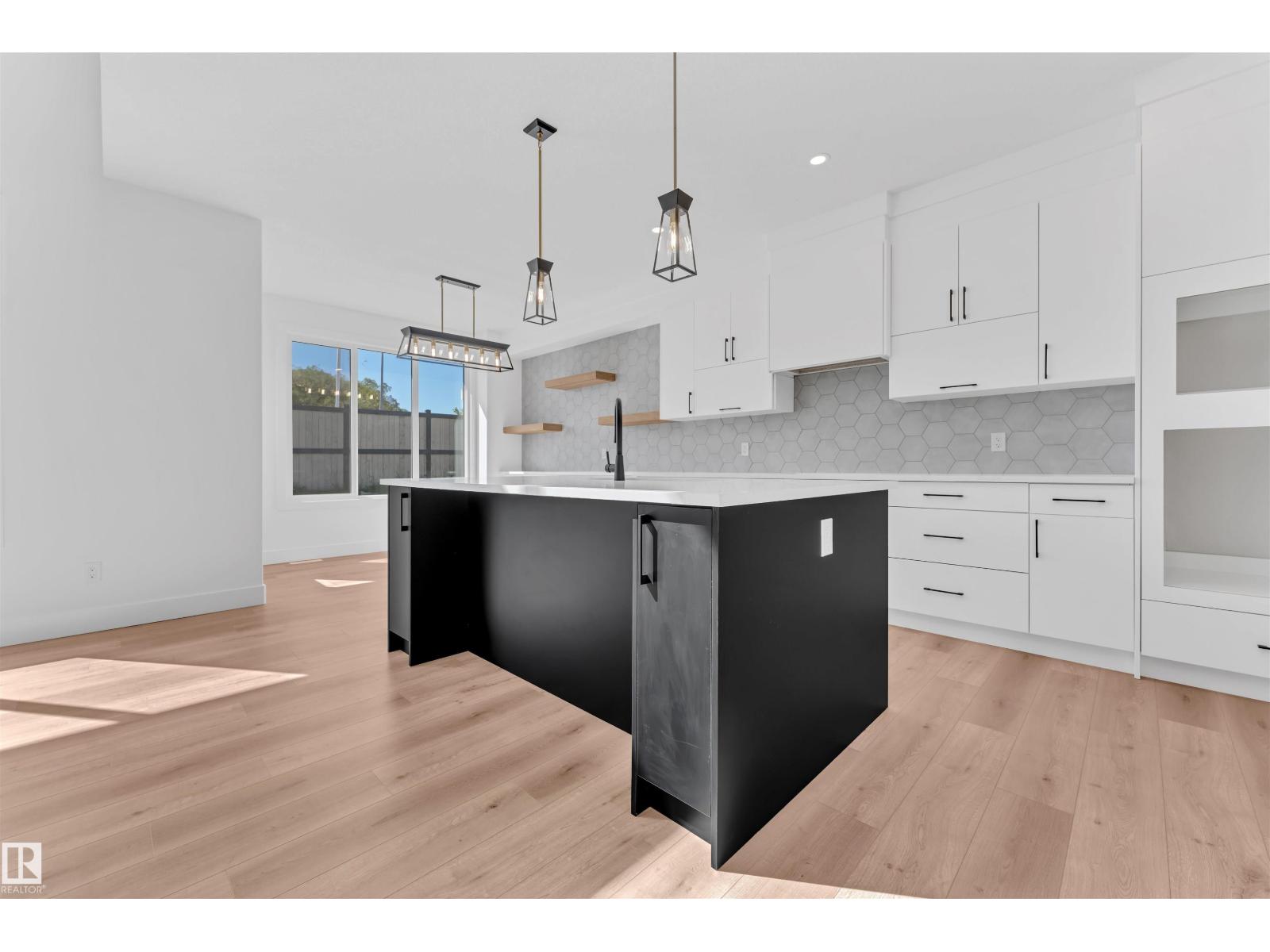 268 Munn Wy, Leduc, Alberta  T9E 1V2 - Photo 6 - E4461185