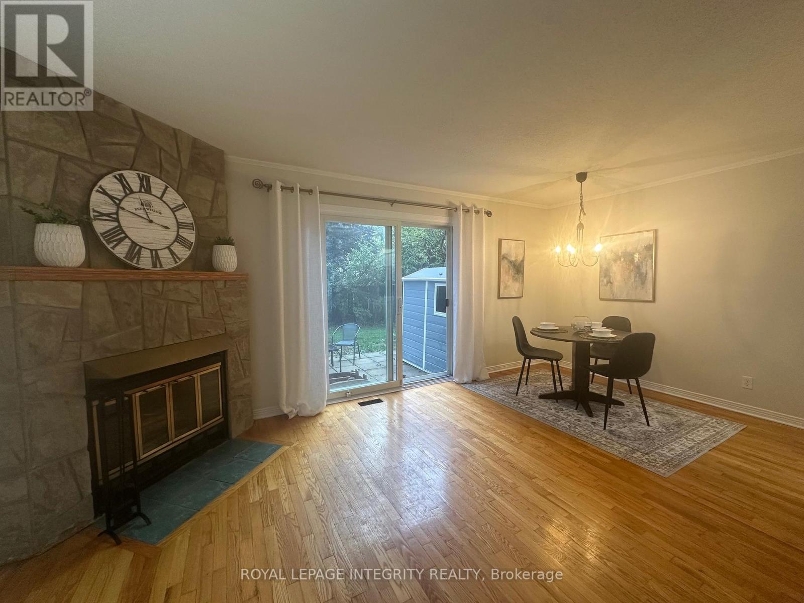 30 Bujold Court, Ottawa, Ontario  K2L 3N5 - Photo 5 - X12450279