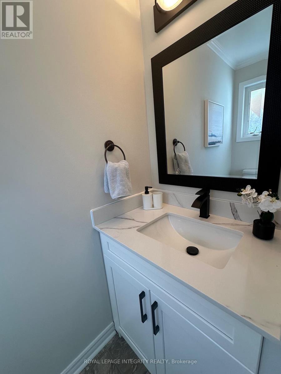 30 Bujold Court, Ottawa, Ontario  K2L 3N5 - Photo 7 - X12450279