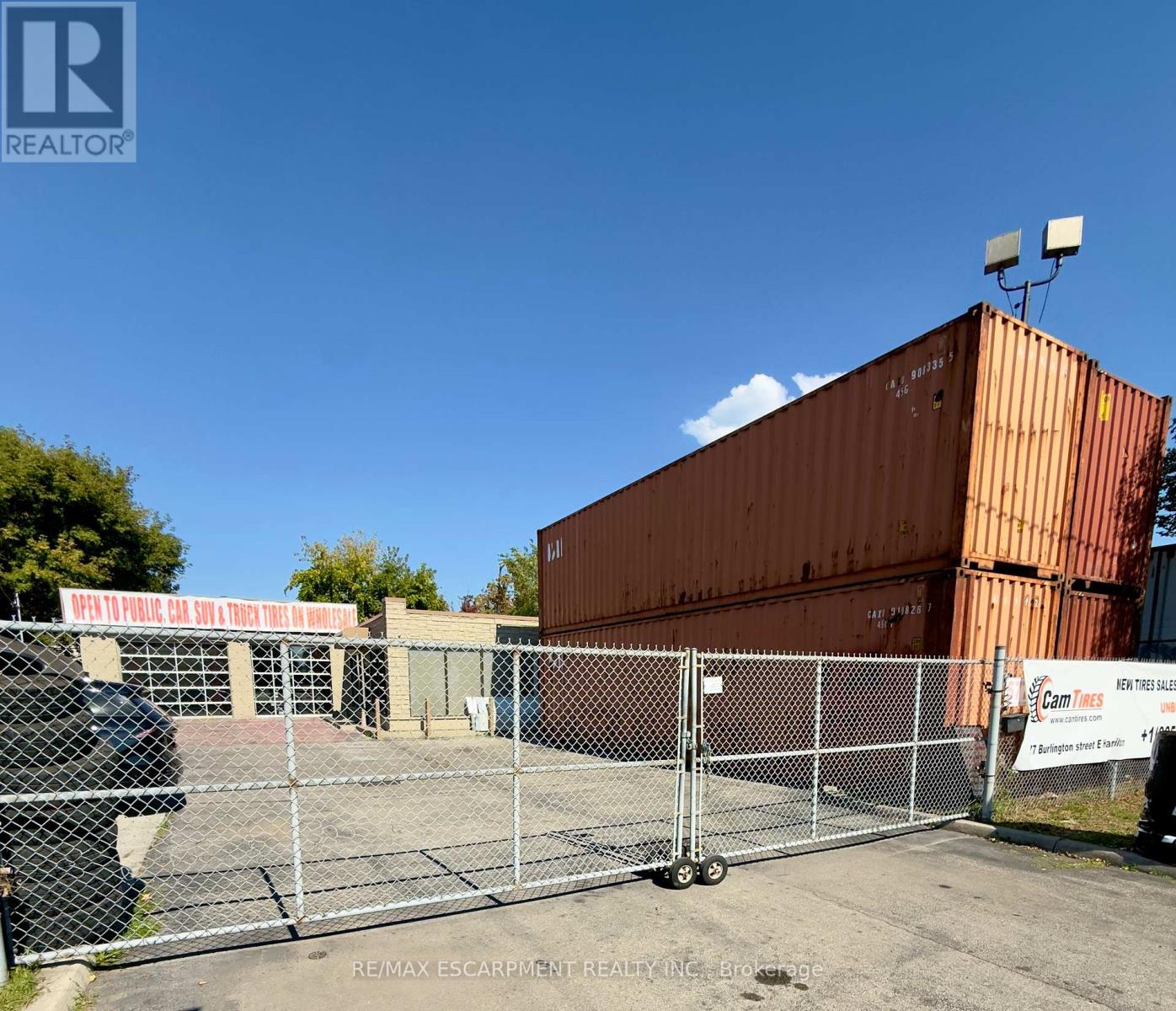 577 Burlington Street E, Hamilton (Industrial Sector), Ontario  L8L 4J5 - Photo 3 - X12450127