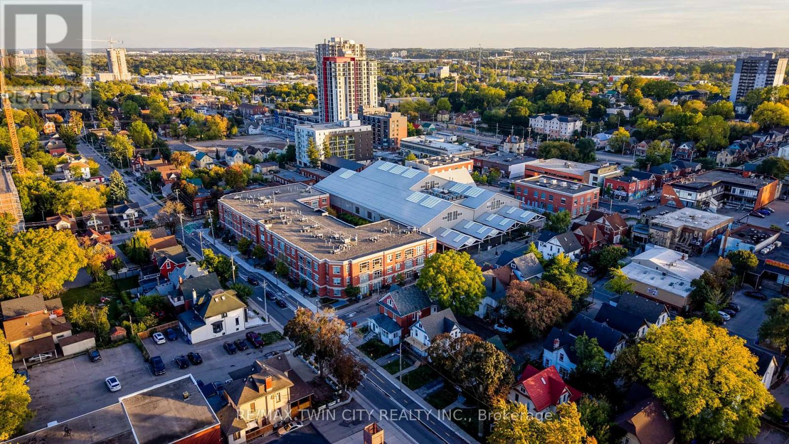 105 - 165 Duke Street E, Kitchener, Ontario  N2H 6T8 - Photo 15 - X12450132