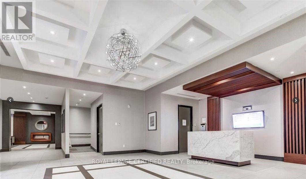 1213 - 150 Main Street W, Hamilton, Ontario  L8P 1H8 - Photo 2 - X12450140