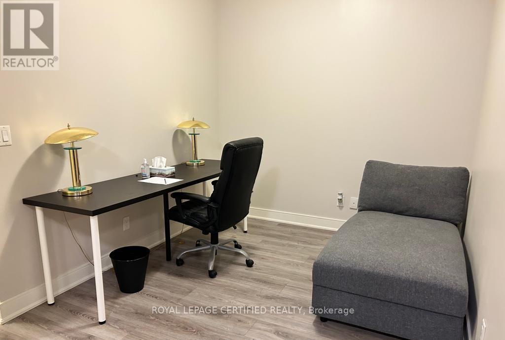 1213 - 150 Main Street W, Hamilton, Ontario  L8P 1H8 - Photo 22 - X12450140