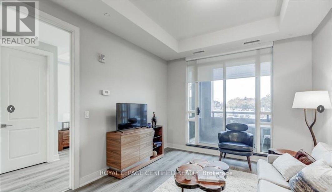 1213 - 150 Main Street W, Hamilton, Ontario  L8P 1H8 - Photo 6 - X12450140