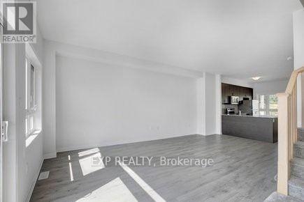 91 - 51 Sparrow Avenue E, Cambridge, Ontario  N1T 0E5 - Photo 4 - X12450151