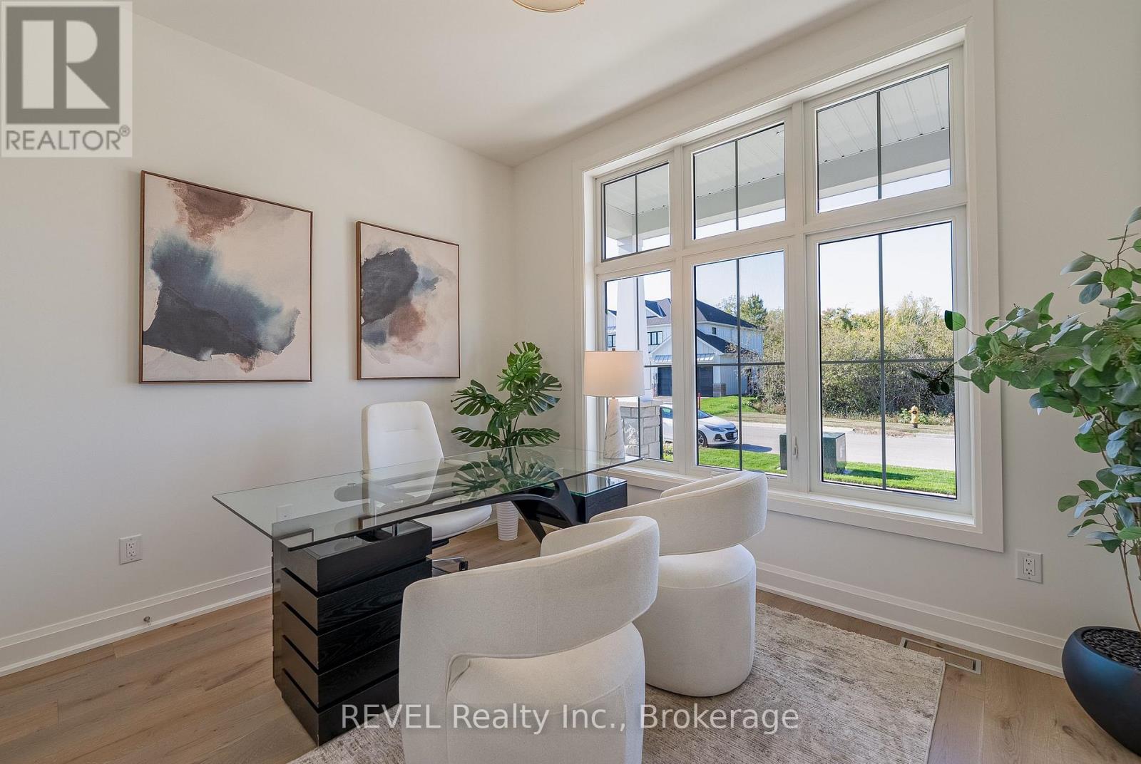 537 Mississauga Avenue, Fort Erie (Lakeshore), Ontario  L2A 1C2 - Photo 8 - X12450278