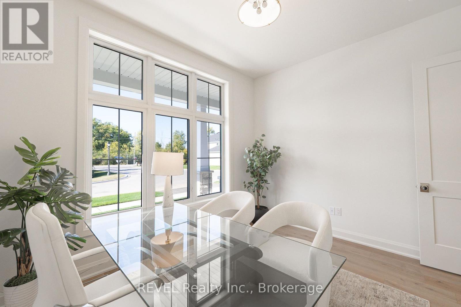 537 Mississauga Avenue, Fort Erie (Lakeshore), Ontario  L2A 1C2 - Photo 9 - X12450278