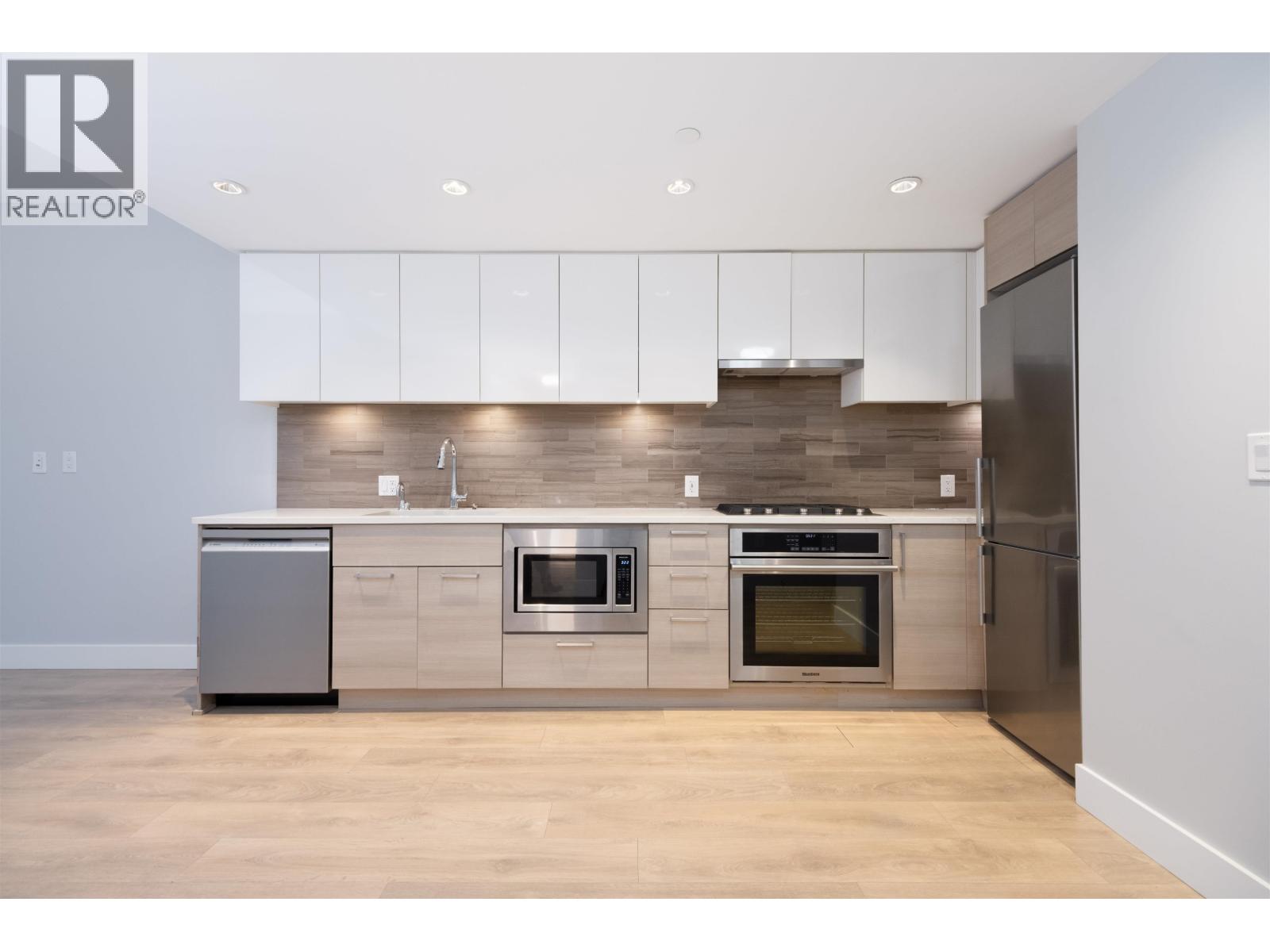 201 3451 Sawmill Crescent, Vancouver, British Columbia  V5S 0H3 - Photo 4 - R3056240