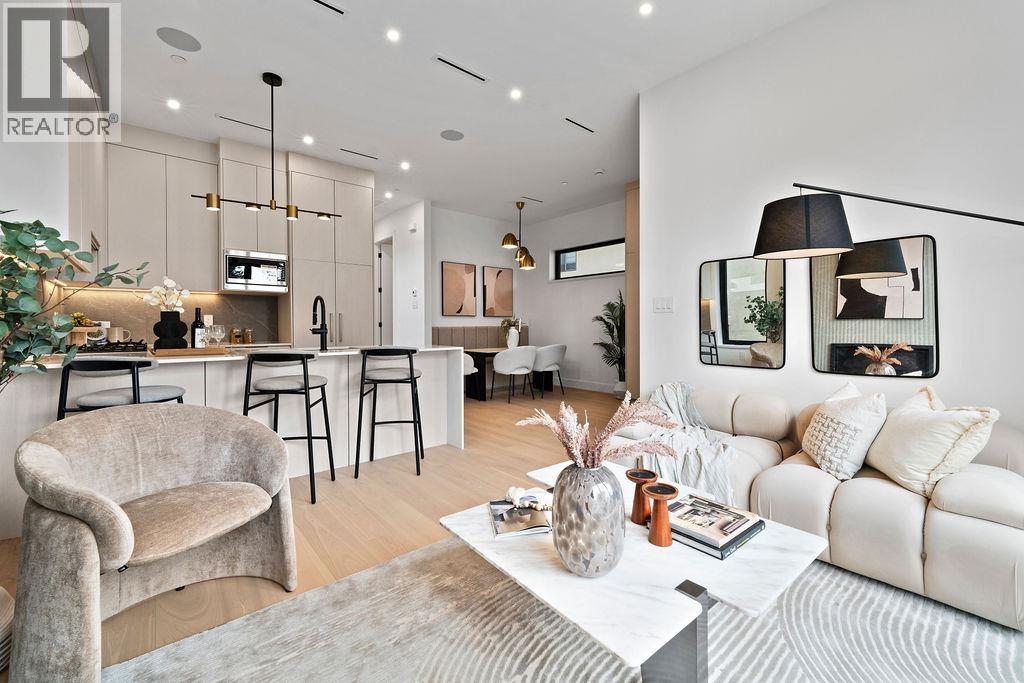 6890 BROOKS STREET, Vancouver, British Columbia