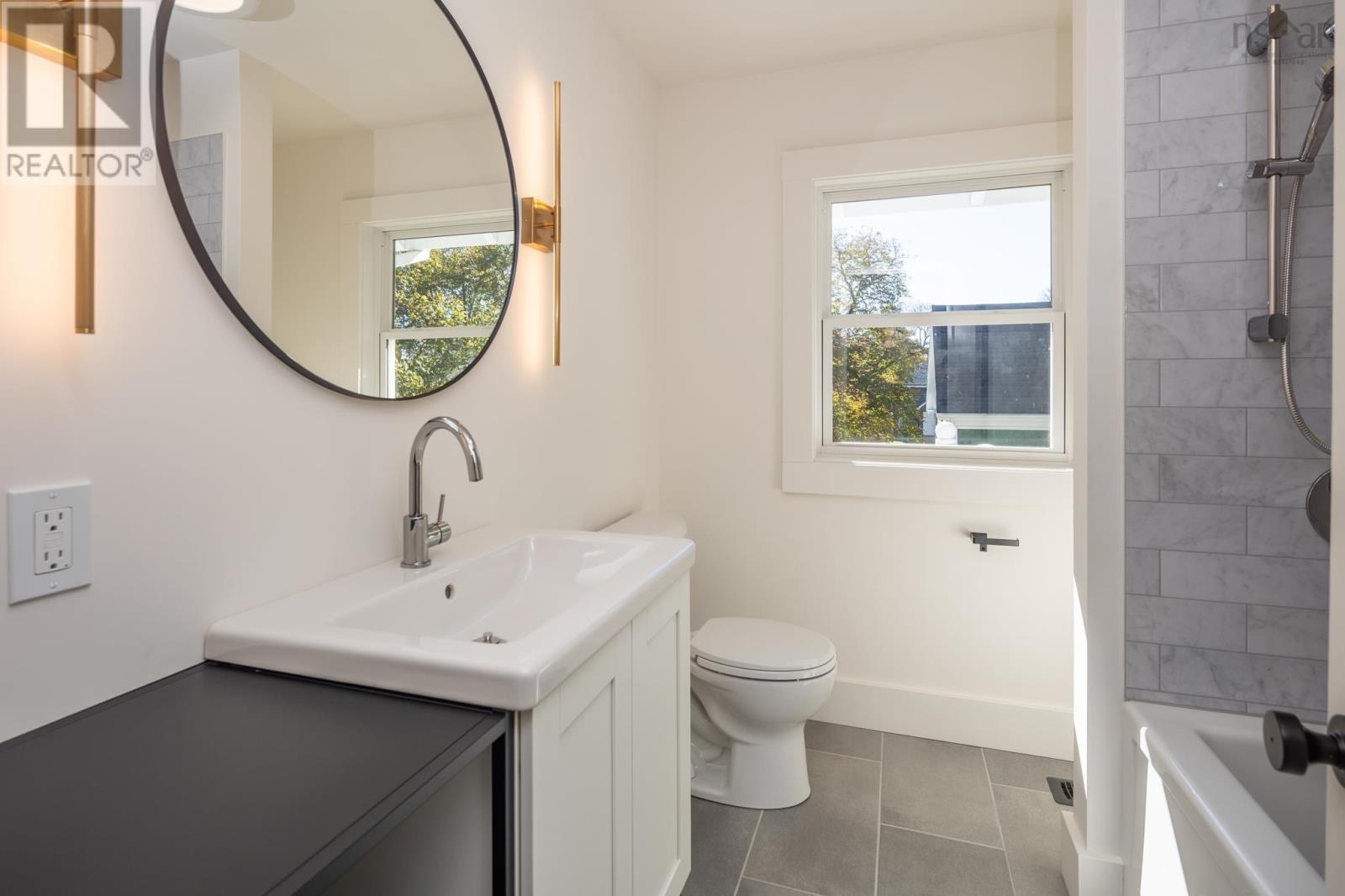 19 Cumberland Street, Yarmouth, Nova Scotia  B5A 5K4 - Photo 32 - 202525355