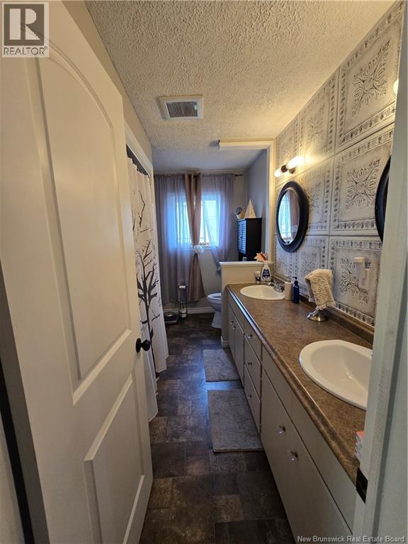 17 Shephard Drive, Oromocto, New Brunswick  E2V 2M2 - Photo 7 - NB128145