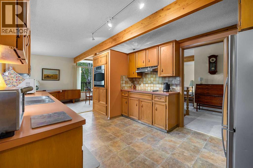 10 Varsville Place Nw, Calgary, Alberta  T3A 0A8 - Photo 16 - A2257647