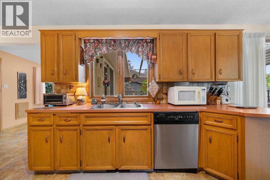 10 Varsville Place Nw, Calgary, Alberta  T3A 0A8 - Photo 19 - A2257647