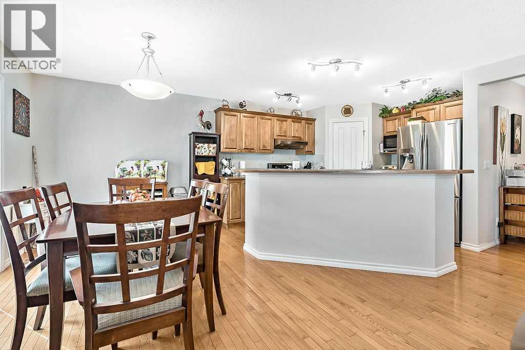 54 Cimarron Trail, Okotoks, Alberta  T1S 2E6 - Photo 6 - A2261880