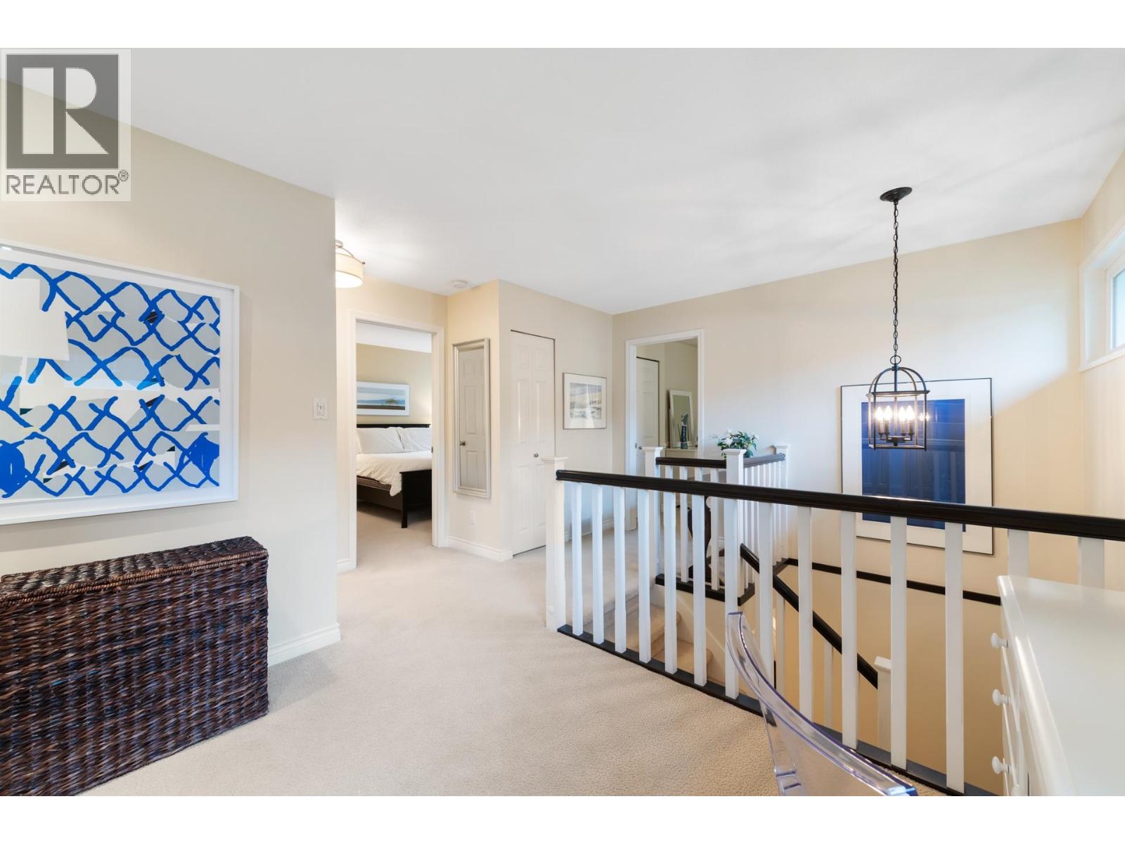 997 Canyon Boulevard, North Vancouver, British Columbia  V7R 2K2 - Photo 15 - R3056261