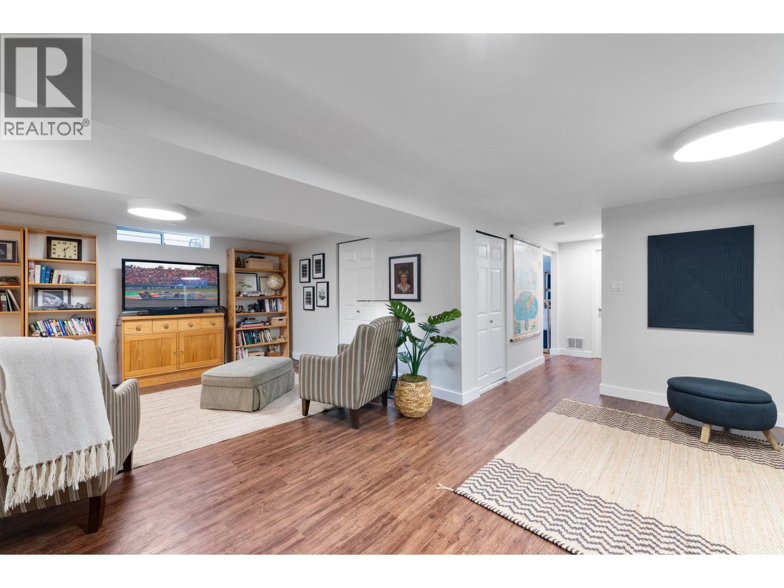 997 Canyon Boulevard, North Vancouver, British Columbia  V7R 2K2 - Photo 27 - R3056261
