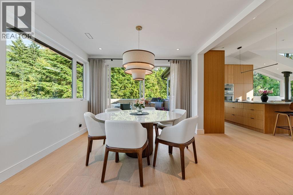 38243 Vista Crescent, Squamish, British Columbia  V8B 0B1 - Photo 8 - R3056277