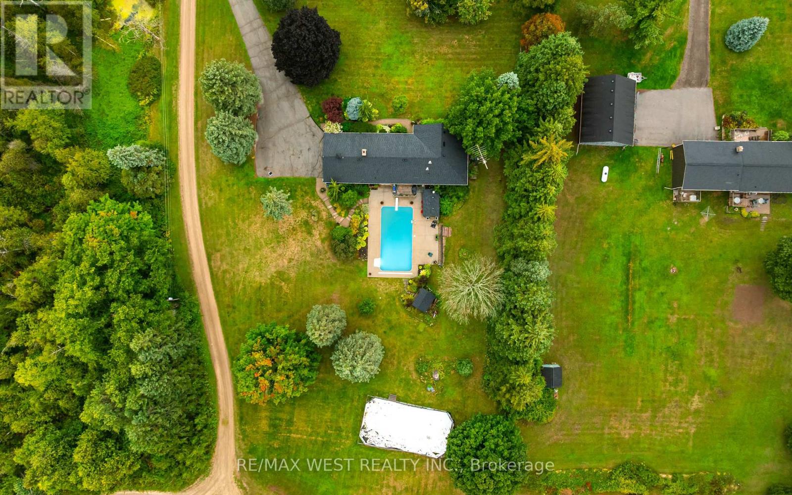246044 County Rd 16 Road, Mono, Ontario  L9W 6K2 - Photo 6 - X12379362