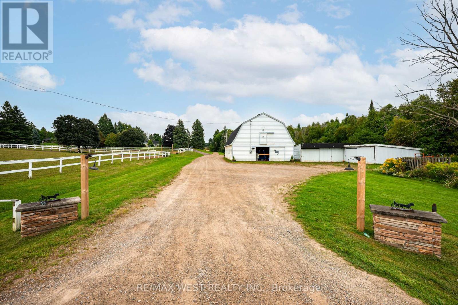 246044 County Rd 16 Road, Mono, Ontario  L9W 6K2 - Photo 22 - X12379362