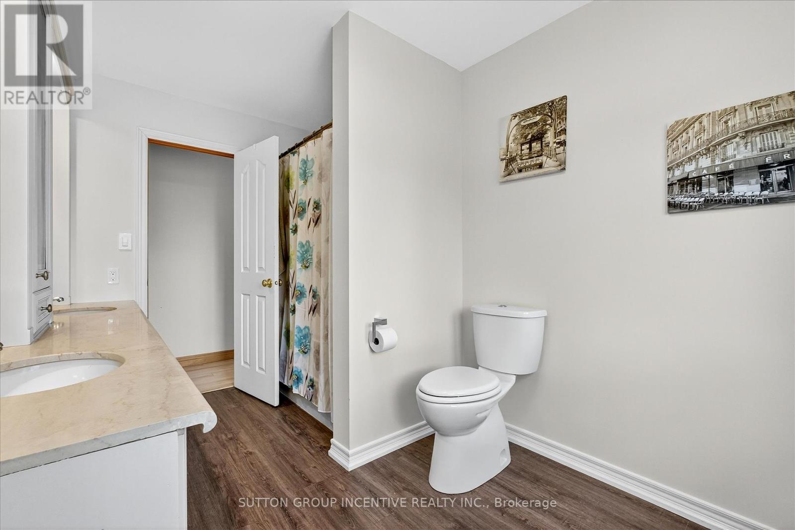 183 Lake Drive N, Georgina, Ontario  L4P 3C8 - Photo 20 - N12450129