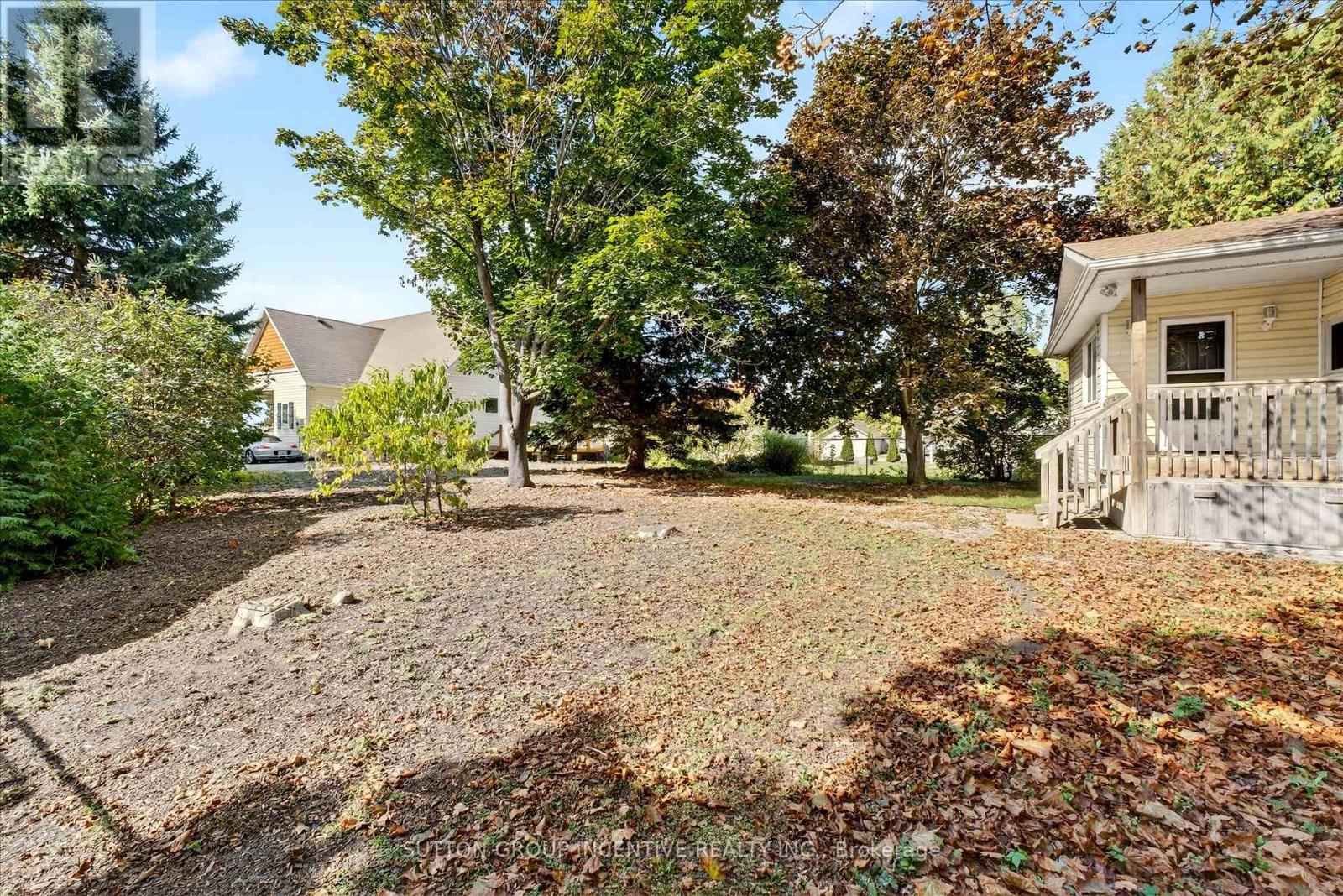 183 Lake Drive N, Georgina, Ontario  L4P 3C8 - Photo 22 - N12450129